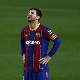 Lionel Messi devra se trouver un nouveau club. Les courtisans ne devraient pas manquer. [AP]