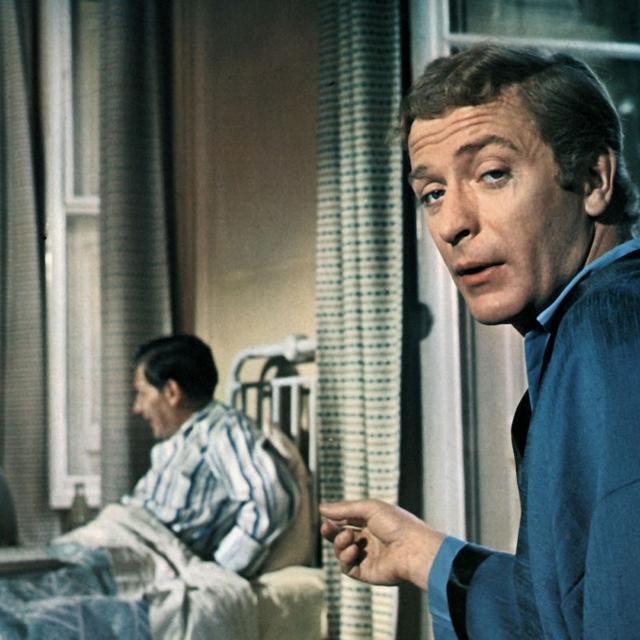 Michael Caine dans "Alfie" (1966) de Lewis Gilbert sur la musique de Sonny Rollins. [AFP - Collection Cinema / Photo12]