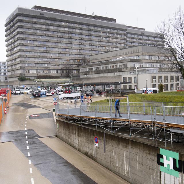 Le bâtiment du CHUV à Lausanne. [Keystone - Laurent Gillieron]