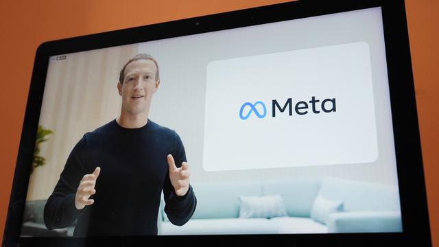 Mark Zuckerberg présente Meta à la presse via vidéoconférence. [Keystone - AP Photo/Eric Risberg]