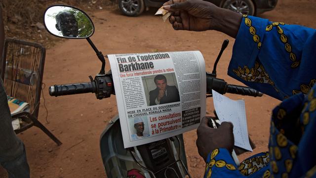 Le Mali formalise le dialogue avec les djihadistes alors que les relations avec la France sont très tendues. [AFP - Annie Risemberg]