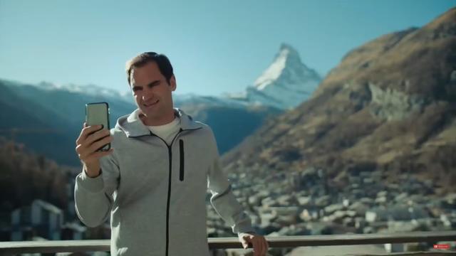 Roger Federer et Robert de Niro réunis dans une publicité pour le tourisme en Suisse. [Suisse Tourisme]