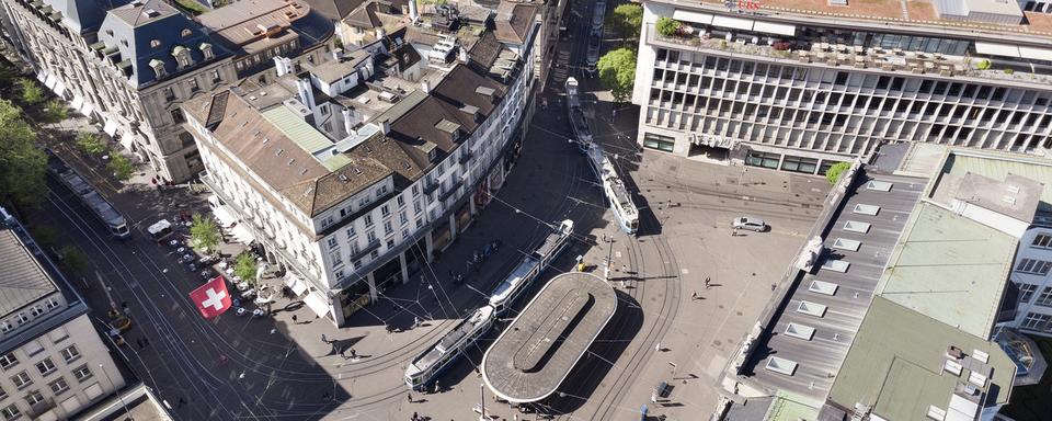 La Paradeplatz à Zurich. [Keystone - Gaetan Bally]