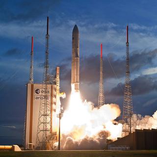 Décollage d'une fusée Arianne 5, le 5 juillet 2012 (image d'illustration). [AP/Keystone - JM Guillon/ESA]
