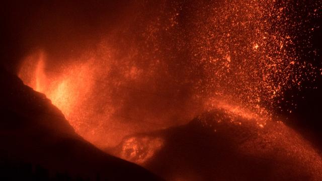 Le volcan Cumbre Vieja sur l'île espagnole de la Palma ne donne aucun signe de fin d'éruption. [afp - Jorge Guerrero]