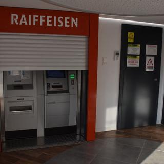 Un bancomat protégé dans le Jura par un système unique au monde. [RTS - Gaël Klein]