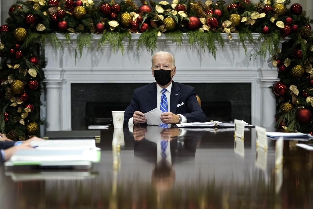 Le président américain Joe Biden s'exprime lors d'une réunion le 16 décembre 2021, à Washington, sur le variant Omicron. [AFP - Drew Angerer / Getty Images]