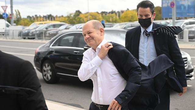 En Allemagne, SPD, Verts et libéraux visent une entrée en fonction d'Olaf Scholz début décembre. [Keystone - Christophe Gateau]