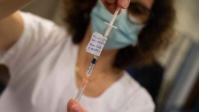 L'ARN messager pour traiter d'autres maladies, comme le cancer. [NurPhoto via AFP - Estelle Ruiz]