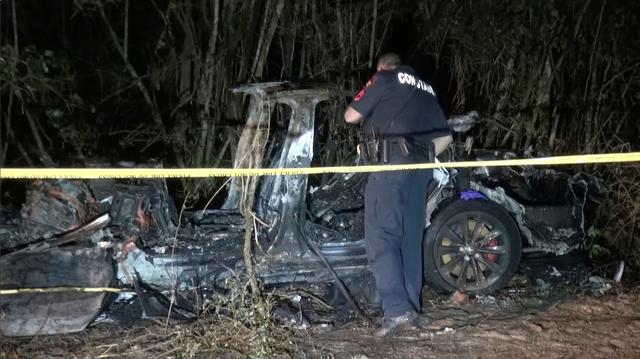 Les restes de la Tesla accidentée le 17 avril à Woodlands, au Texas. [Reuters - SCOTT J. ENGLE]