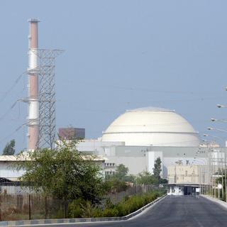 La centrale nucléaire de Bushehr, à l'extérieur de la ville de Bushehr, dans le sud de l'Iran, le 20 août 2010. [AP Photo/Keystone - Vahid Salemi]