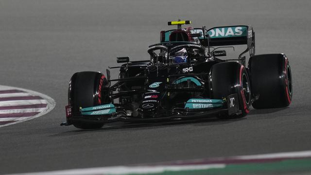 Lewis Hamilton partira en pole position du Grand Prix du Qatar. [AP Photo/Darko Bandic]