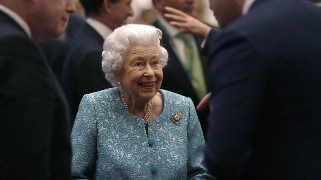 La reine Elizabeth II doit observer deux semaines de repos. [Keystone - AP Photo/Alastair Grant, Pool]