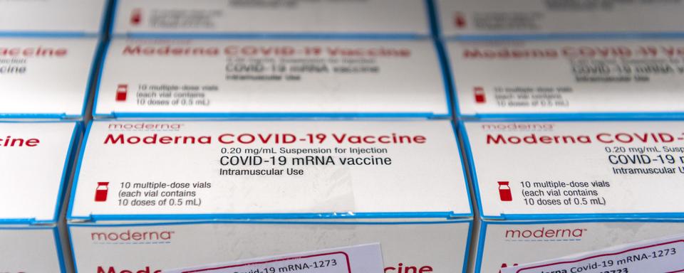 L'UE a modifié ses règles d'exportation pour les vaccins contre le Covid-19 il y a une semaine. [Keystone - Georgios Kefalas]