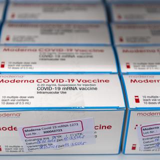 L'UE a modifié ses règles d'exportation pour les vaccins contre le Covid-19 il y a une semaine. [Keystone - Georgios Kefalas]