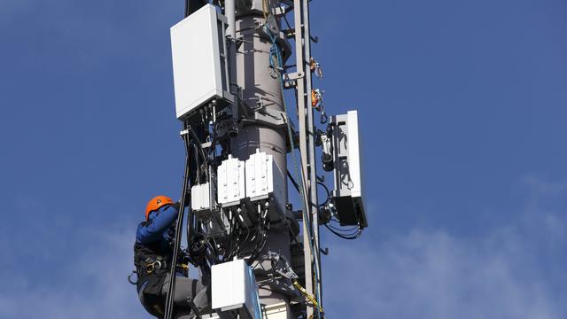 Il sera peut-être possible de s'opposer à l'adaptation d'antennes à la 5G [KEYSTONE - SALVATORE DI NOLFI]