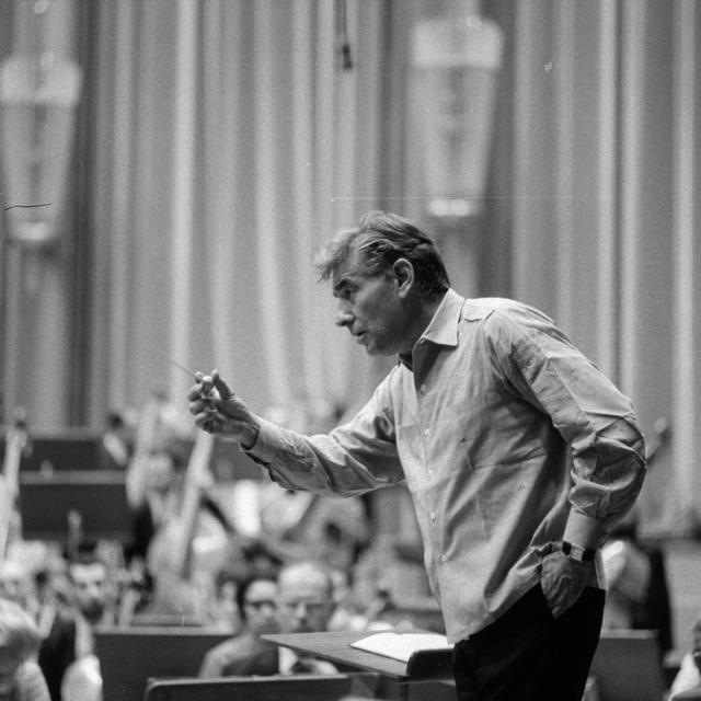 Leonard Bernstein (3/5) : 1964 - 1969. [AFP - Bernard Pascucci / Ina]