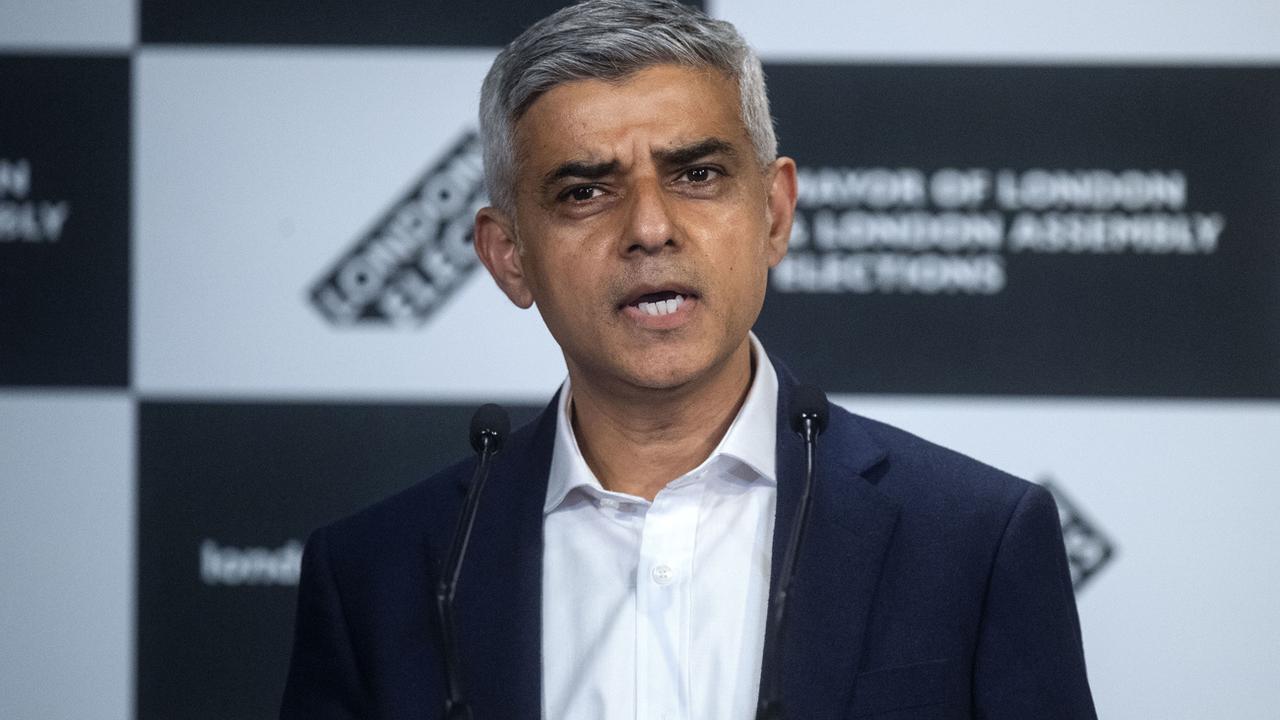 Le maire travailliste de Londres Sadiq Khan s'est exprimé juste après l'annonce de sa réélection pour un deuxième mandat samedi. [Victoria Jones]