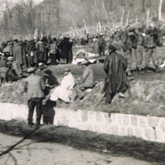 Réfugiés et exilés de la guerre d'Espagne à la frontière de Puigcerda et des Pyrénées-Orientales en 1936. [Wikimédia - Tylwyth Eldar]