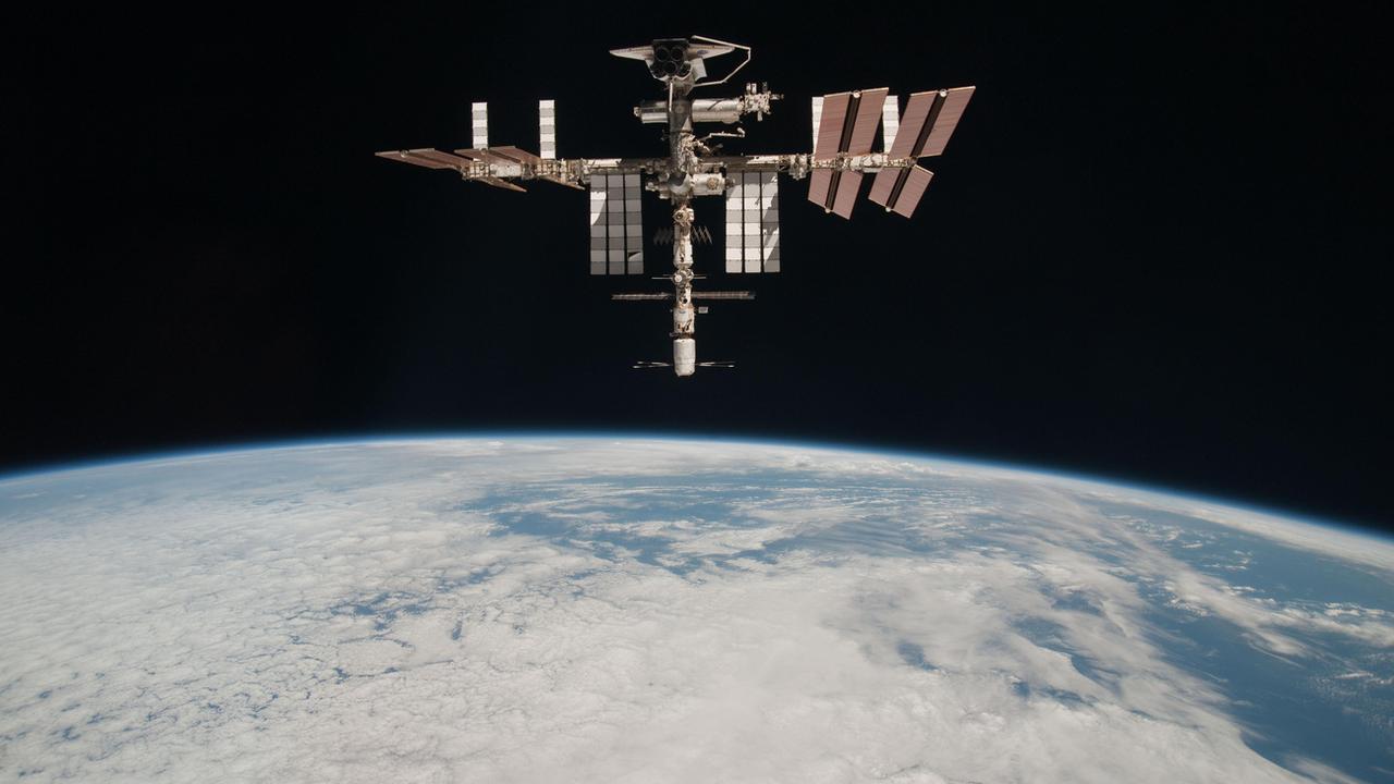 La Station Spatiale Internationale (ISS) prise en photo le 23 mai 2011. [KEYSTONE - Paolo Nespoli / NASA]