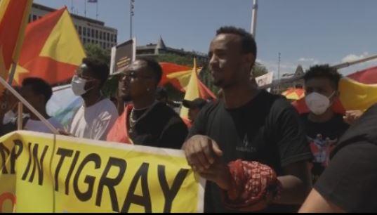 Les Tigréens ont manifesté à Plainpalais, à Genève, à l'occasion de la visite du président Biden. [RTS]