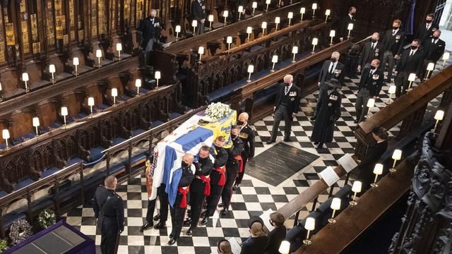 Le cercueil du prince Philip dans la chapelle St-George. [Keystone - Dominic Lipinski/Pool via AP]