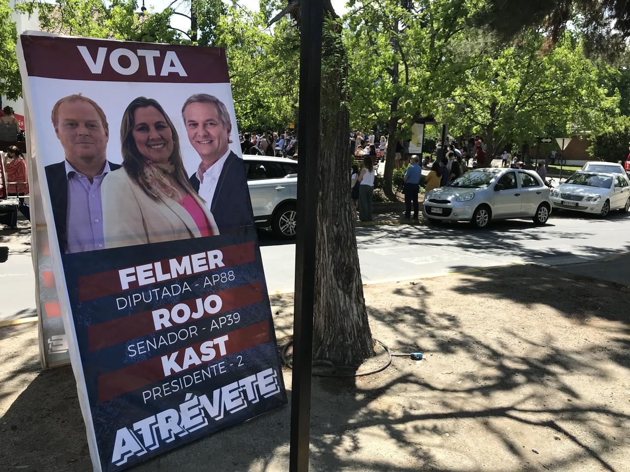 "Atrévete" ("Ose"), le slogan des candidats de l'extrême droite aux élections du 21 novembre au Chili. [RTS - Cédric Guigon]