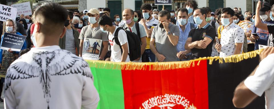 Manifestation contre les talibans à Berne, 16.08.2021. [Keystone - Peter Klaunzer]