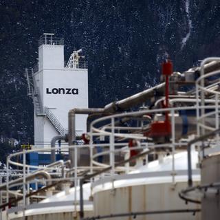 Le site de Lonza, photographié en octobre 2012 à Viège, en Valais. [Keystone - Olivier Maire]