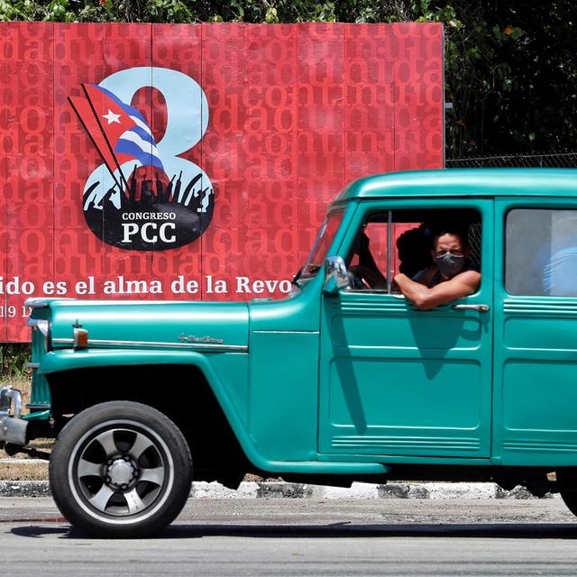 Le congrès du parti communiste va tourner une page de l'histoire cubaine. [EPA/Keystone - Ernesto Mastrascusa]