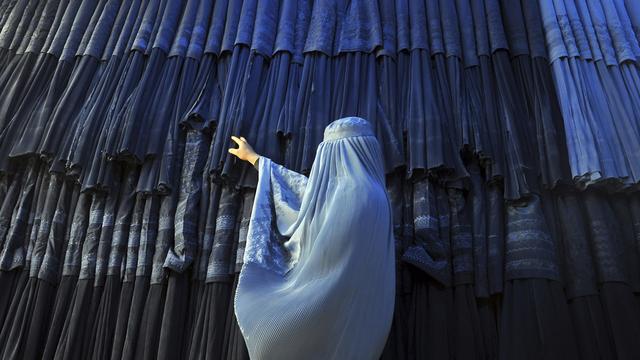 Le sort des femmes en Afghanistan. [AP/Keystone - Mustafa Najafizada]