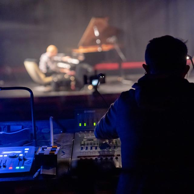 Une session musicale au CityClub de Pully. [CityClub Pully - Michel Bertholet]