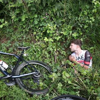 Victime d'une chute lors de la 1re étape, Marc Hirschi s'est blessé à la clavicule. [Etienne Garnier/Presse Sports]