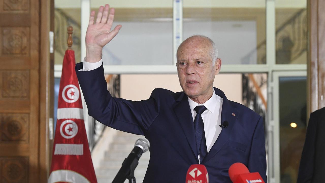 Le président Kais Saied prolonge le gel du Parlement tunisien. [Keystone - Slim Abid]