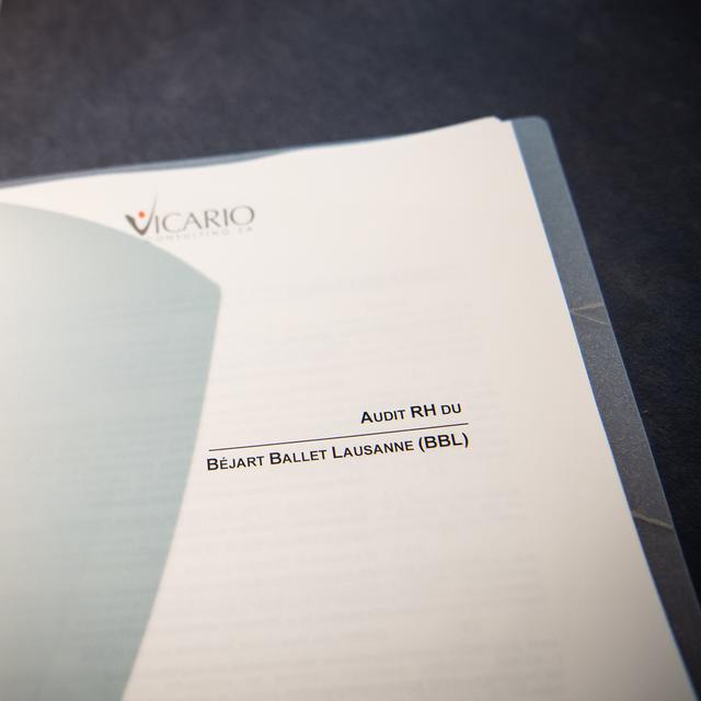 Le rapport de l'audit lors de la conférence de presse. [Keystone - Jean-Christophe Bott]