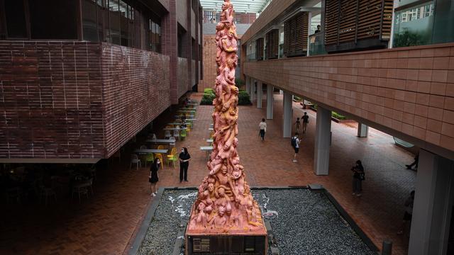 La statue commémorant Tian'anmen à Hong Kong doit être retirée. [EPA - JEROME FAVRE]