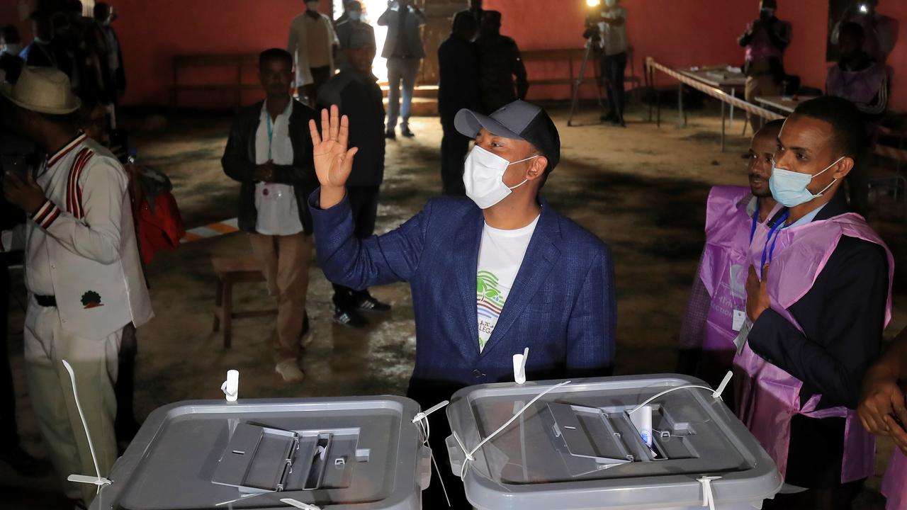 Le Premier ministre éthiopien Abiy Ahmed a voté dans la bourgade de Beshasha. [Reuters - Tiksa Negeri]