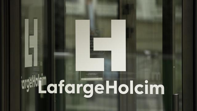 Le logo du cimentier franco-suisse Lafarge-Holcim. [Keystone - Yoan Valat]