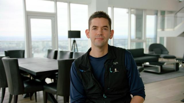 Jared Isaacman, 37 ans, est PDG de Harbortouch, un processeur de paiement. Il est également pilote et avait établi en 2009 un record du monde pour voler autour du globe. [St. Jude Children Research Hospital]