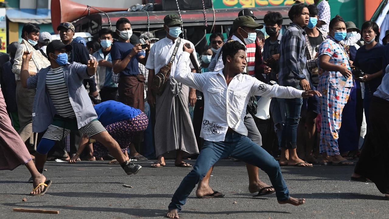 Les violences continuent dans la ville birmane de Rangoun. [AFP - Sai Aung Main]
