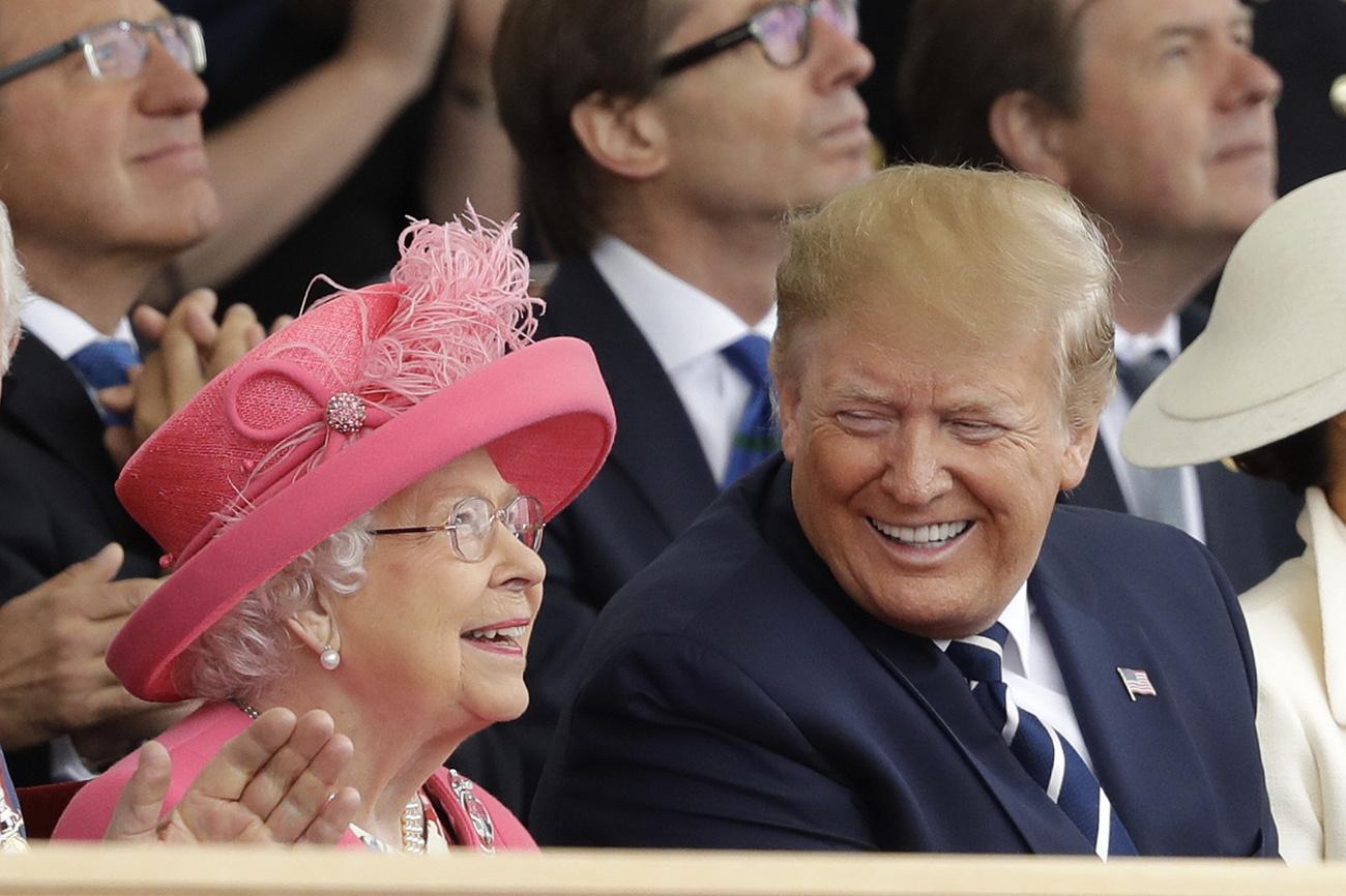 La reine Elizabeth II et Donald Trump à Portsmouth en juin 2019. [Keystone - Matt Dunham]