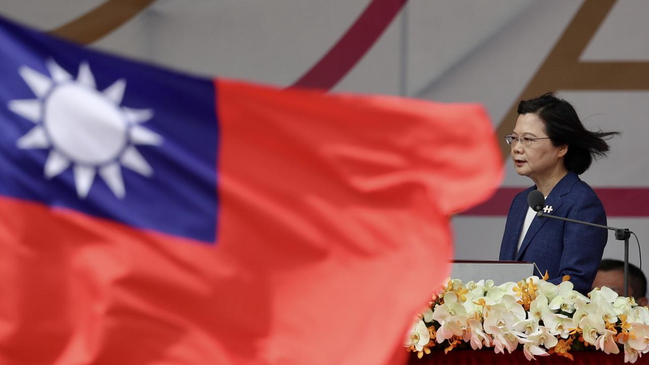 La présidente de Taïwan a dit avoir "confiance" dans les Etats-Unis pour défendre son île face à la Chine, sur fond de tensions croissantes entre Washington et Pékin autour du rôle de Taipei sur la scène internationale. [KEYSTONE - RITCHIE B. TONGO]