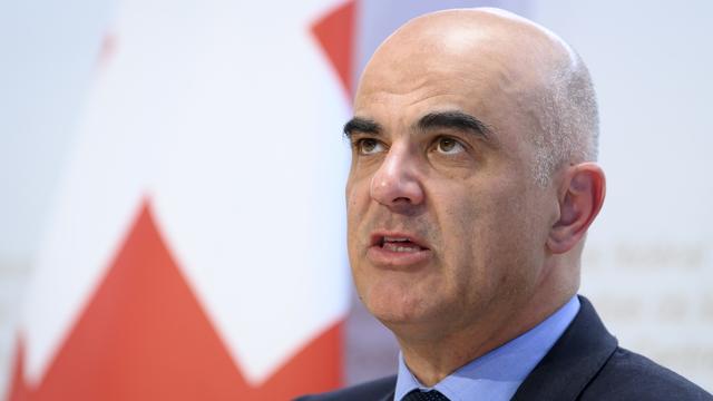 Le conseiller fédéral Alain Berset lors de la conférence de presse du 1er octobre 2021. [Keystone - Anthony Anex]