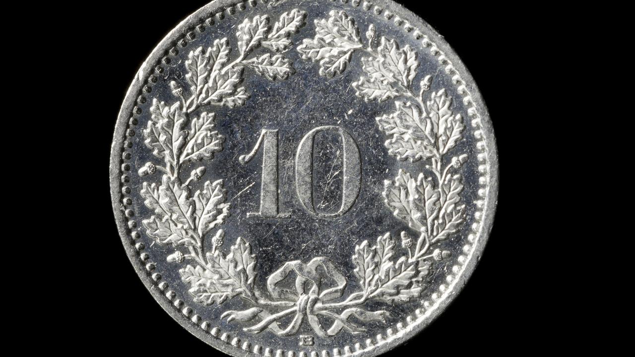 La pièce actuelle de 10 centimes suisses remonte à 1879. [Keystone - Gaetan Bally]