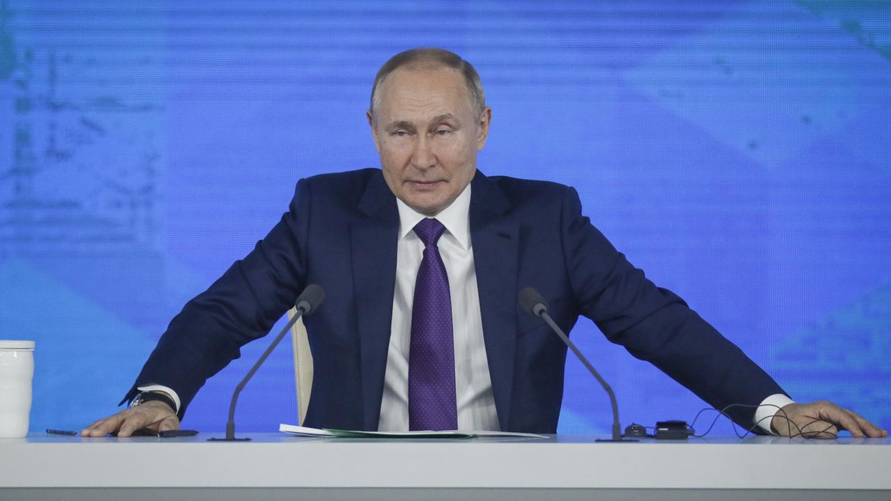 Vladimir Poutine lors de sa traditionnelle conférence de presse de fin d'année. [EPA/Keystone - Yuri Kochetkov]