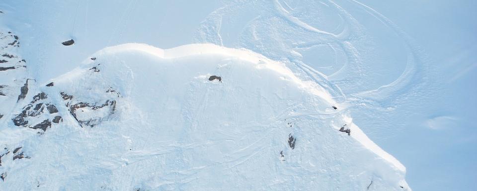 Le danger d'avalanche est toujours très marqué en montagne. (image d'illustration) [Keystone]