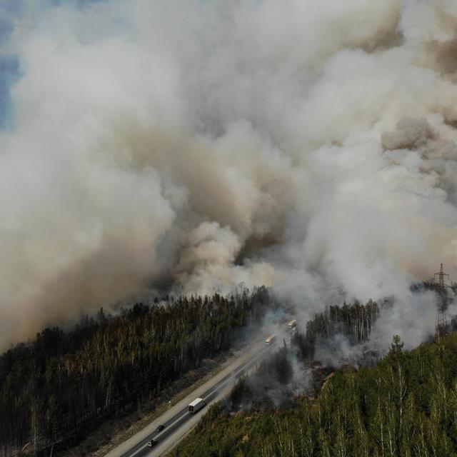 Des feux de forêt "extrêmes" sévissaient mercredi dans les régions du centre de la Russie, face à une vague de chaleur survenue après des incendies qui ont ravagé la Sibérie pendant une grande partie de l'été. [SPUTNIK VIA AFP - VLADIMIR KOTSYUBA-BELYH]
