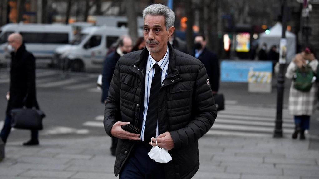 Omar Raddad à l'issue d'une audience à Paris le 25 novembre 2021. [AFP - Alain Jocard]