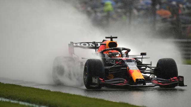 Max Verstappen a su dompter les conditions difficiles sur le circuit de Spa-Francorchamps. [Francisco Seco]