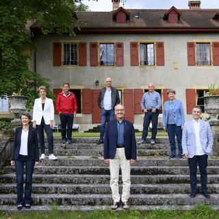 Les conseillers fédéraux en course d'école, ici à la chartreuse de La Lance à Concise (VD), le 1er juillet 2021. [Keystone - Laurent Gillieron]